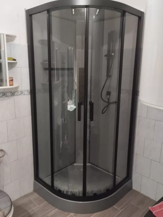 Remplacement d'une cabine de douche intégrale hydromassante., Chambéry, Détech’fuite Solutions