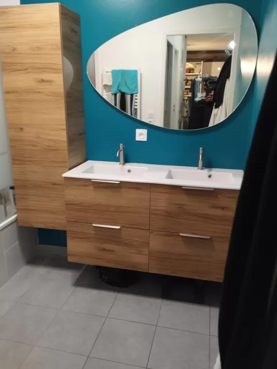 Installation de meubles de salle de bain., Chambéry, Détech’fuite Solutions